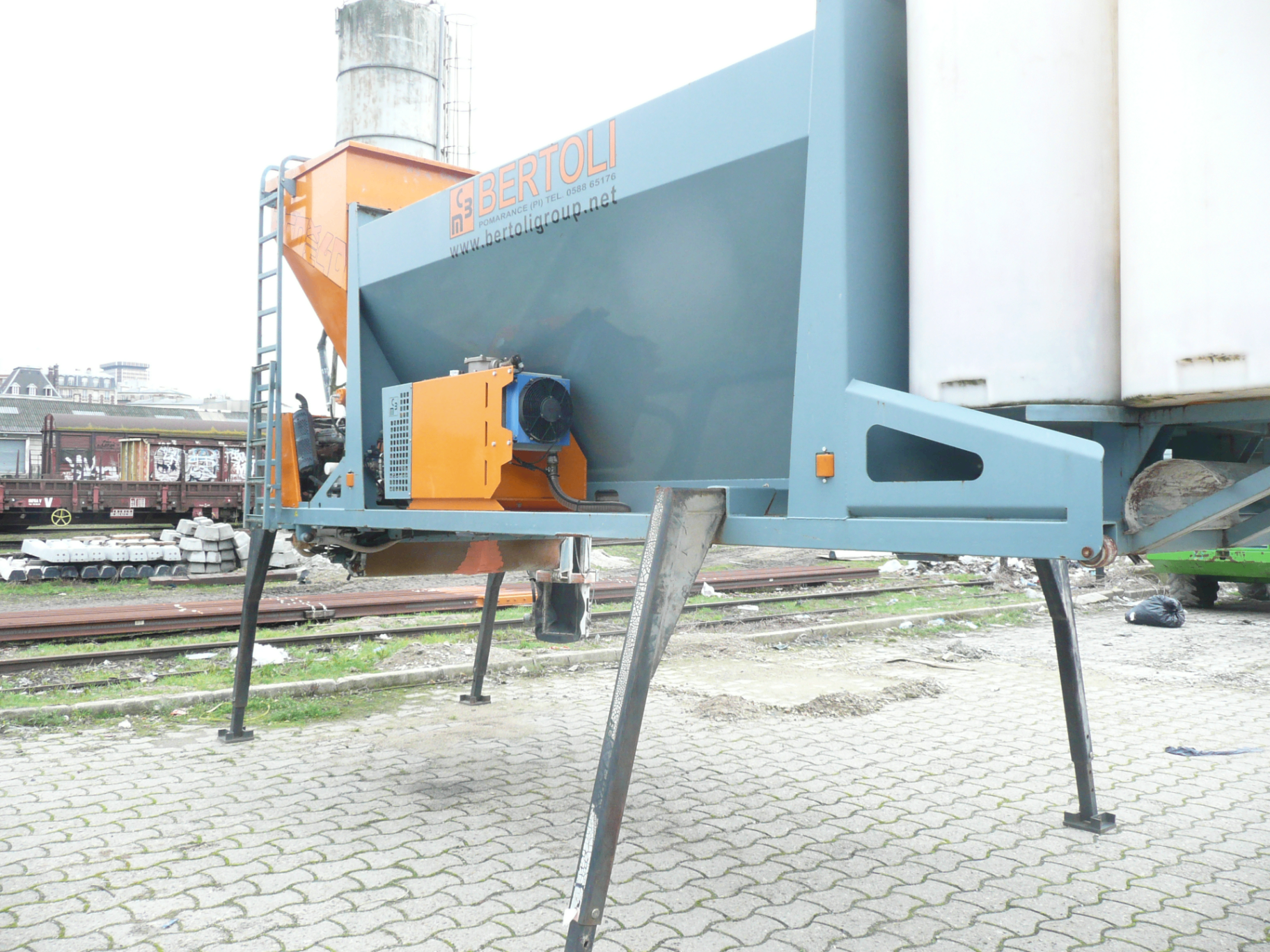Centrale à béton BERTOLI installée en poste fixe
